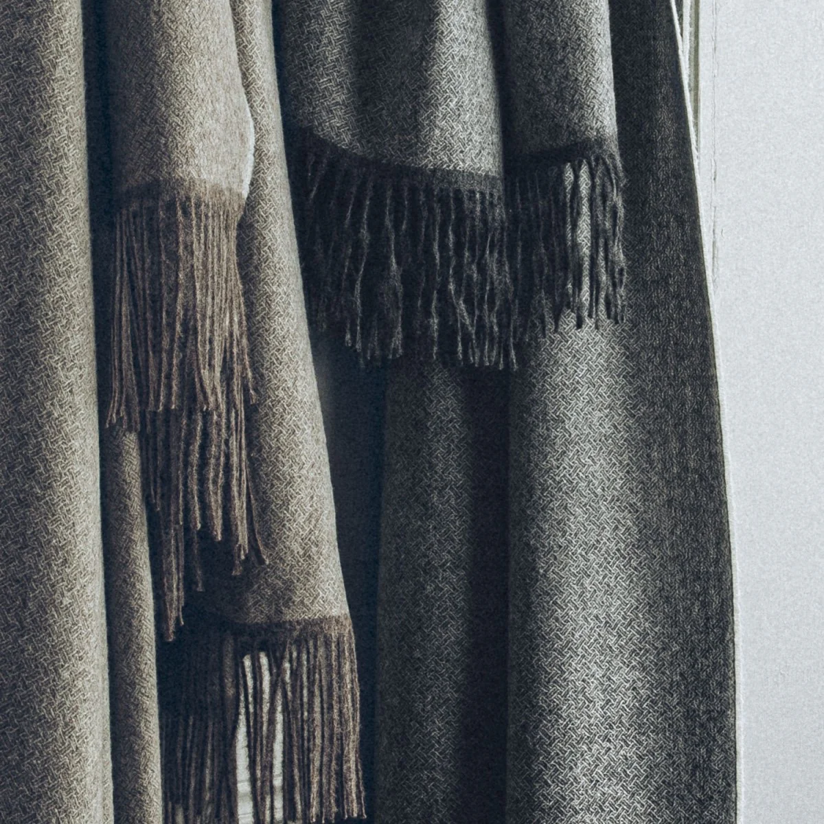 Alexandre Turpault Nomade Throw - Image 3