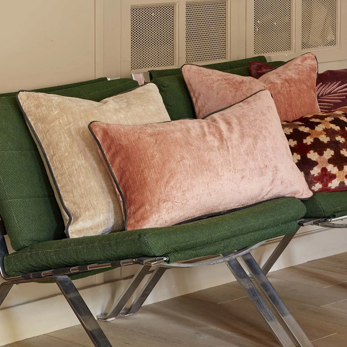 Iosis Boromee Accent Pillow - Image 5