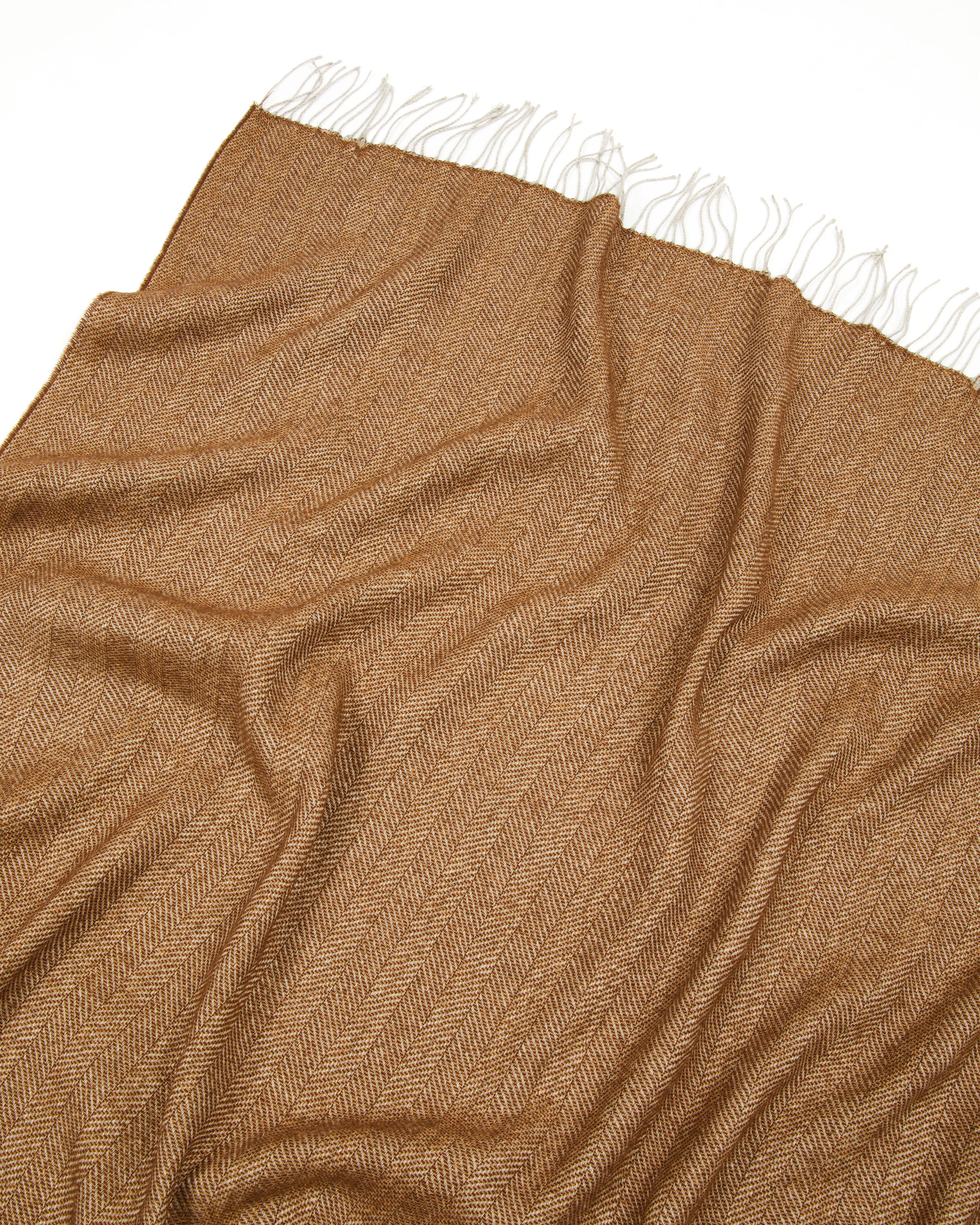 Calais Throw - Image 5