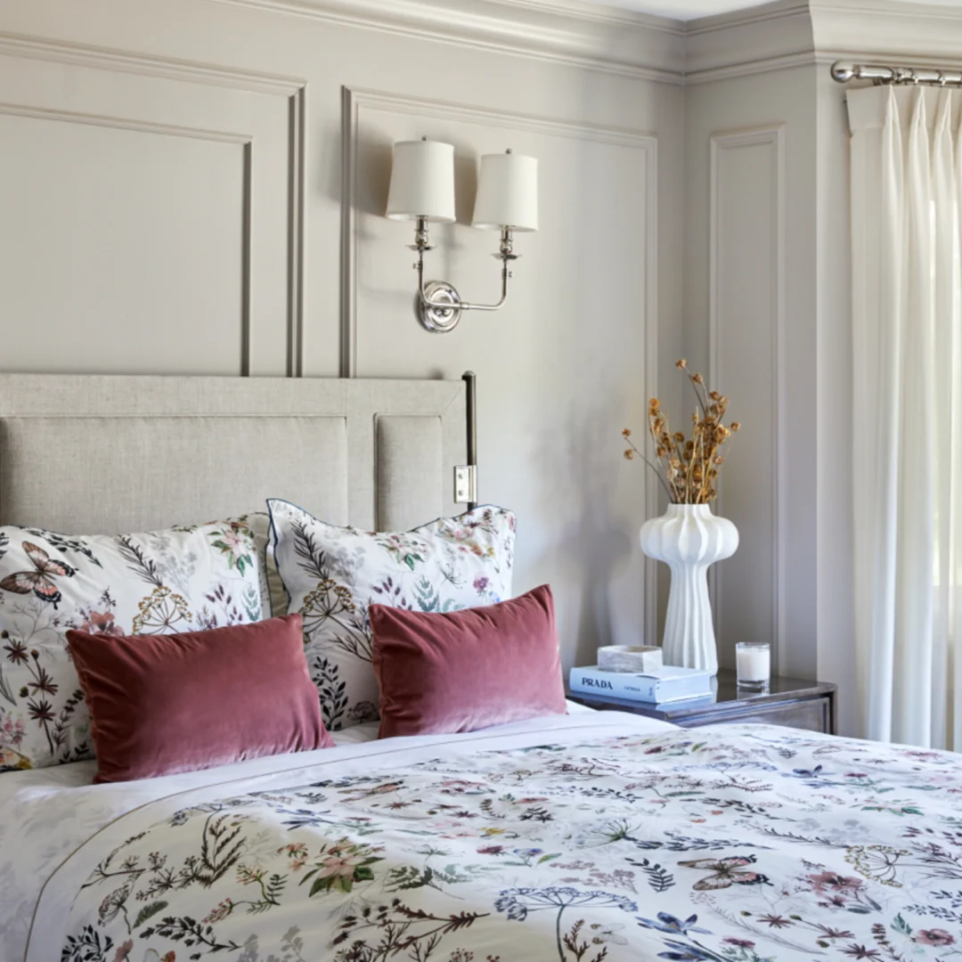 Cast Rose Velvet Accent Pillow - Image 3