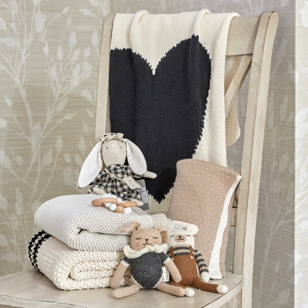 DH Black Heart Baby Blanket - Image 3