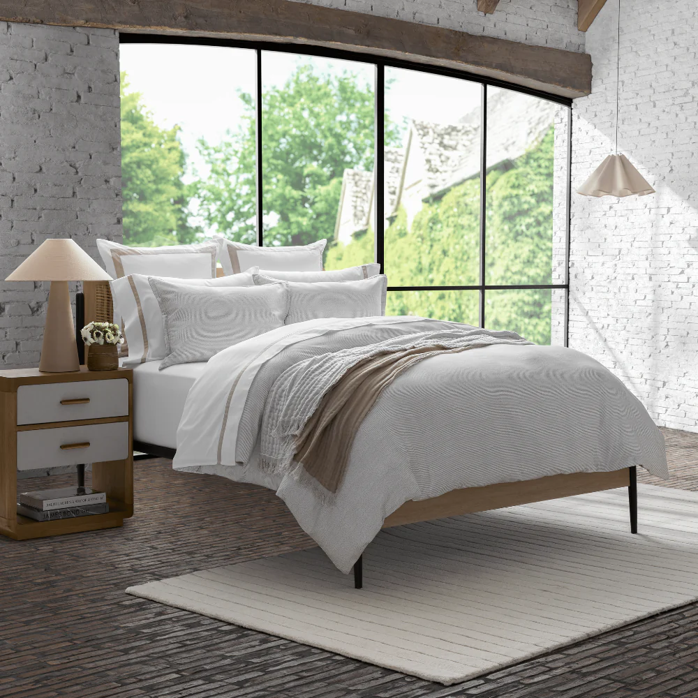DH Hotel Sheet Set - Image 3