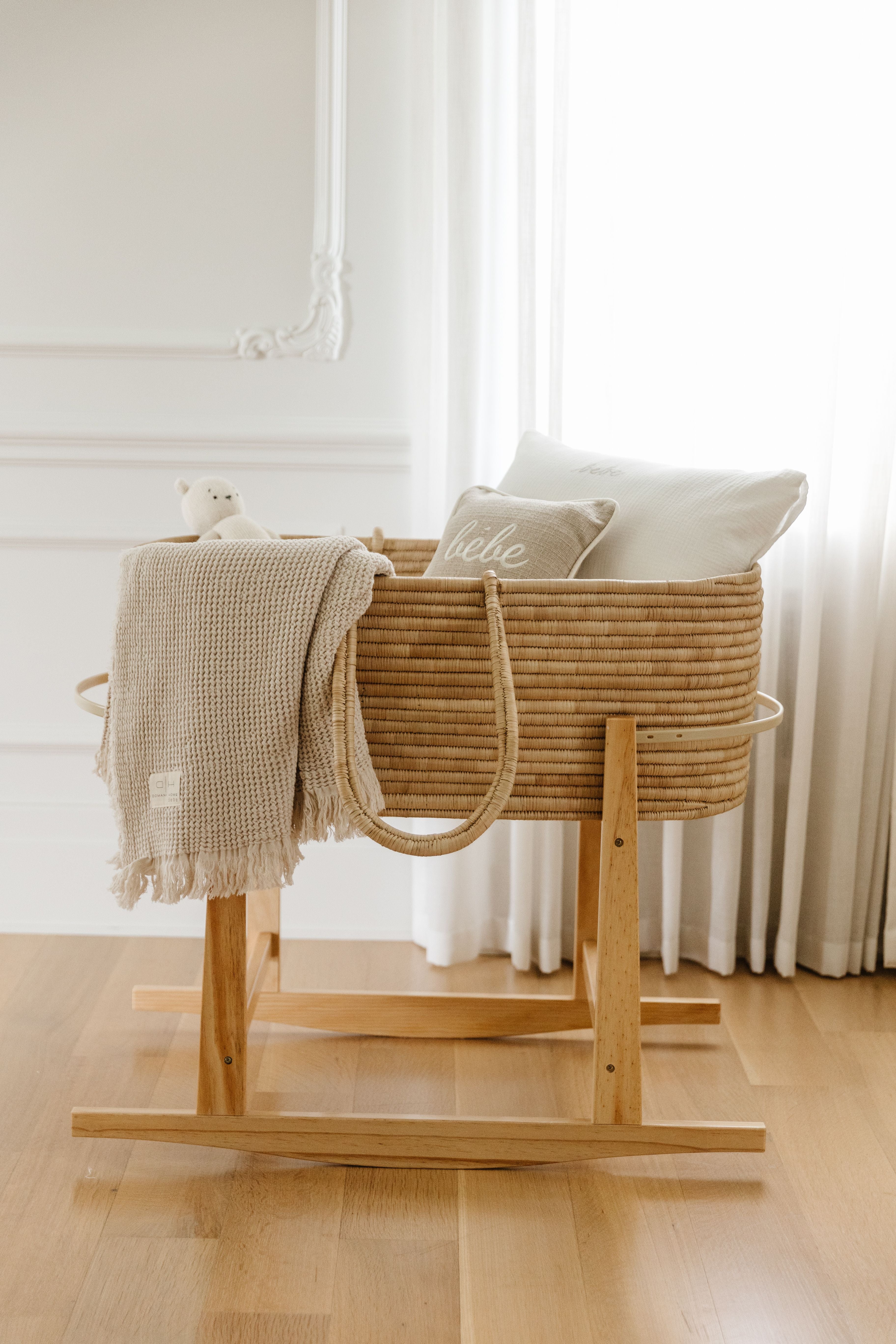DH Linsen Piped Pillow - Image 4