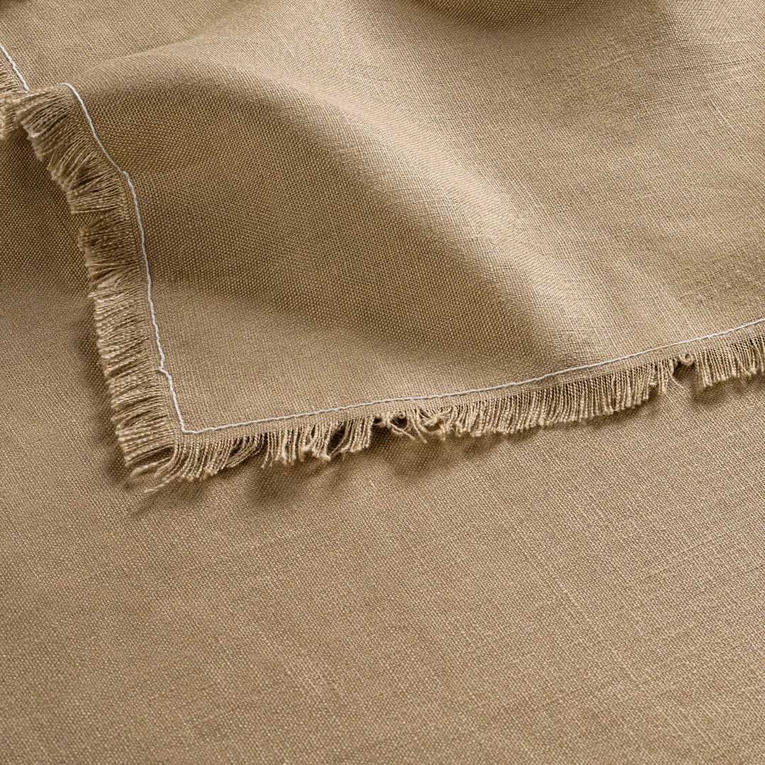 Double Frayed Tablecloth - Image 2