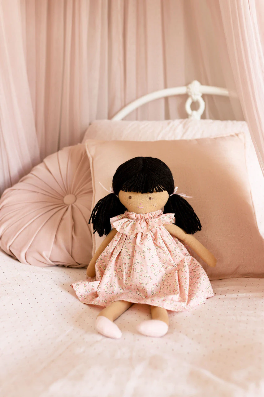 Eadie Doll - Image 4