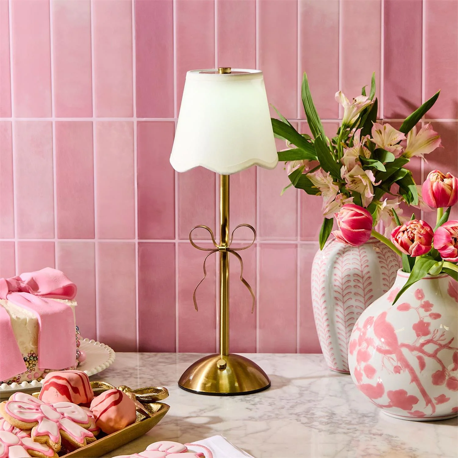Golden Bow LED Portable Cordless Table Lamp - Image 2