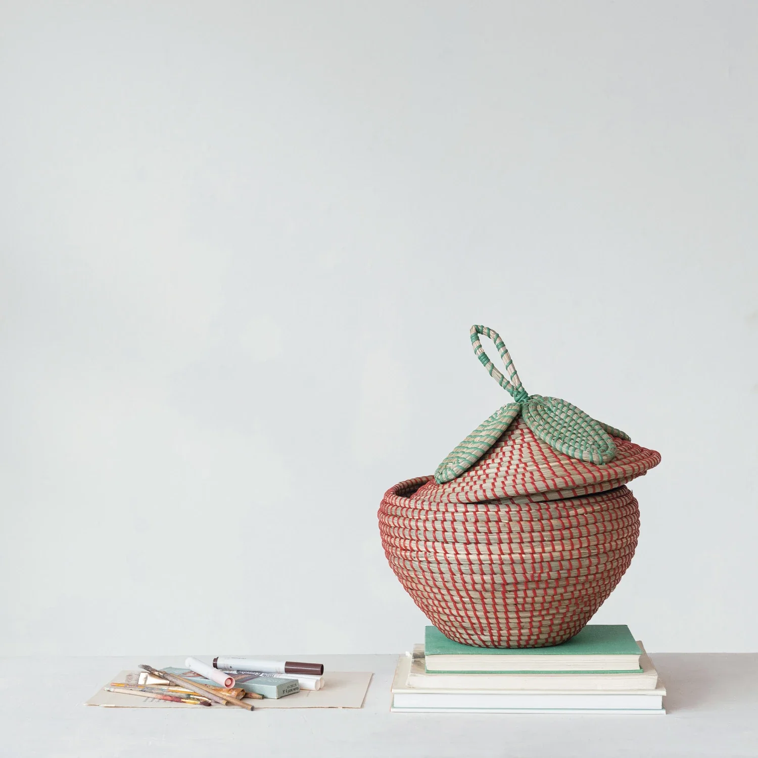 Hand-Woven Seagrass Strawberry Shaped Basket - Image 2