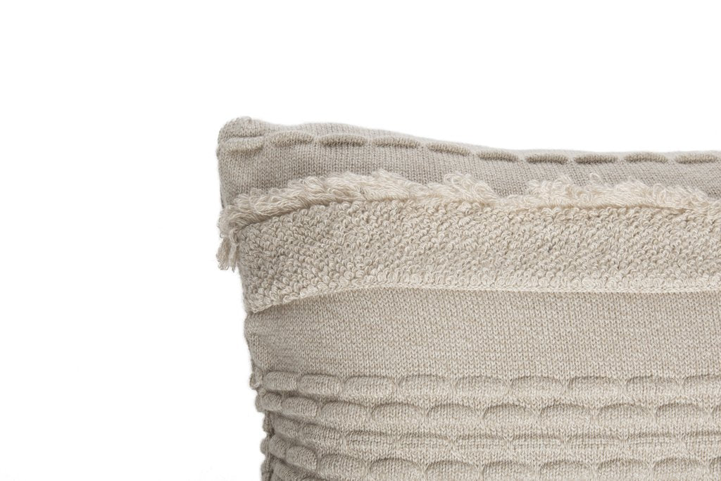 Knitted Cushion Air Dune - Image 3
