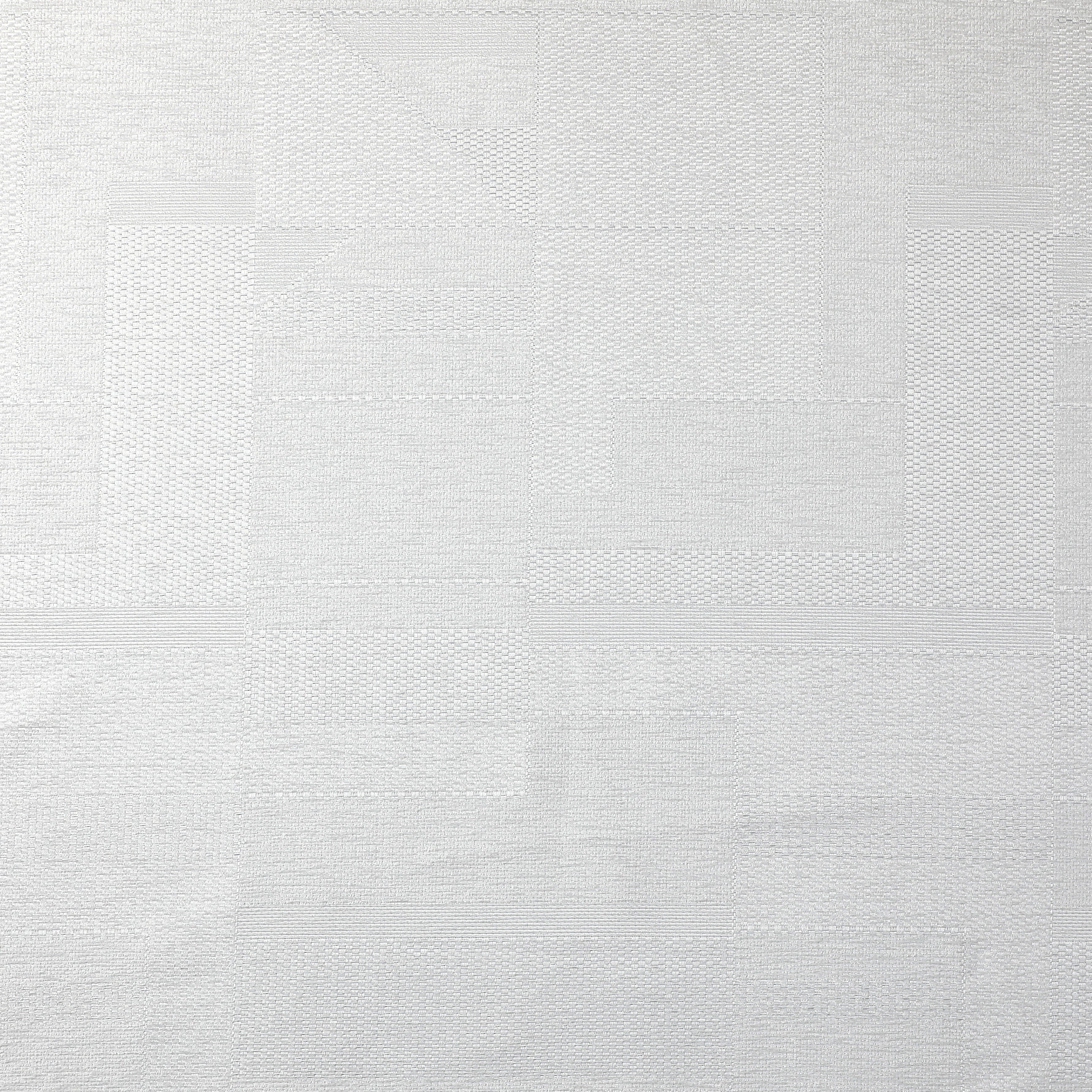 Lush Silver Tabelcloth - Image 2