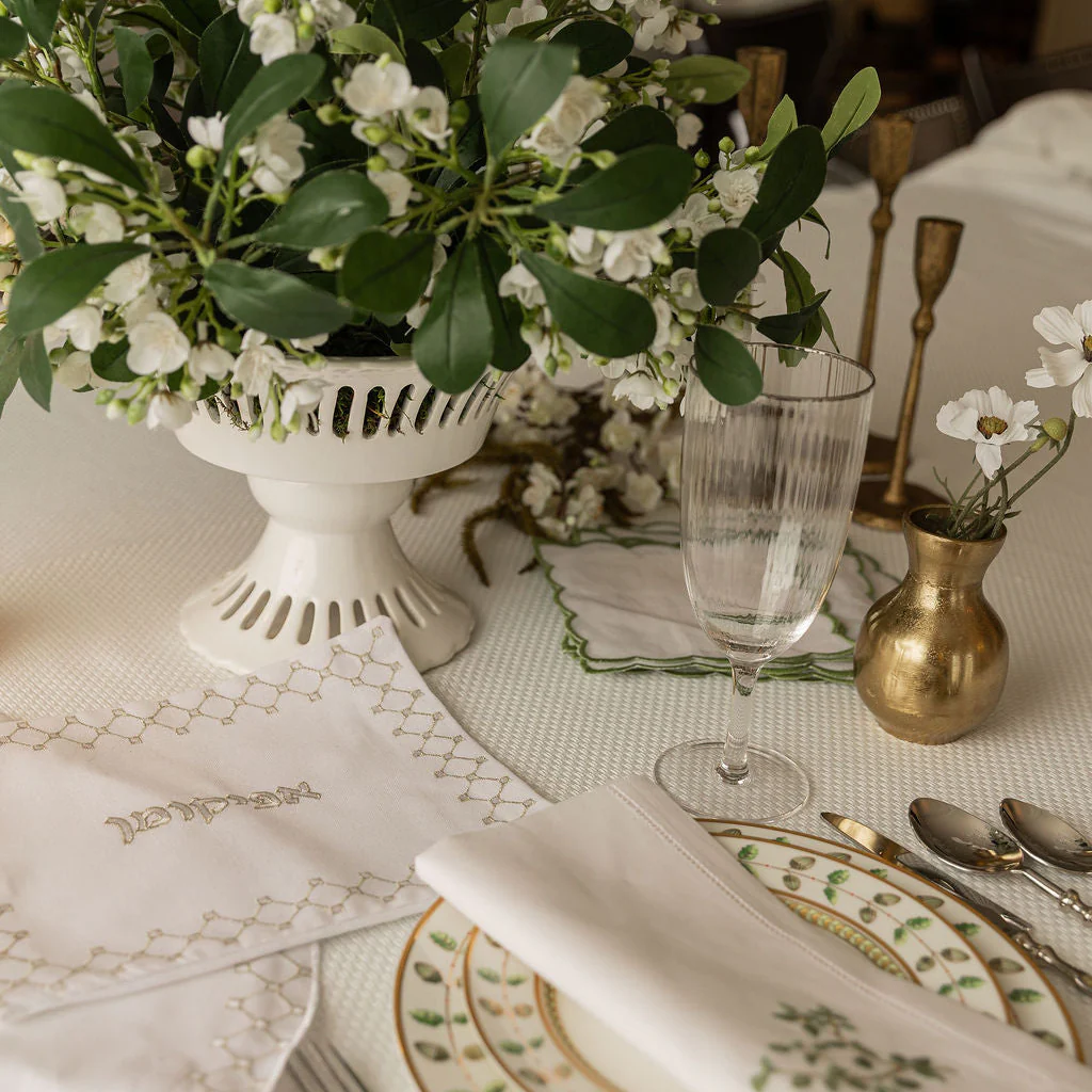 Magnificent Basketweave Woven White Tablecloth - Image 4