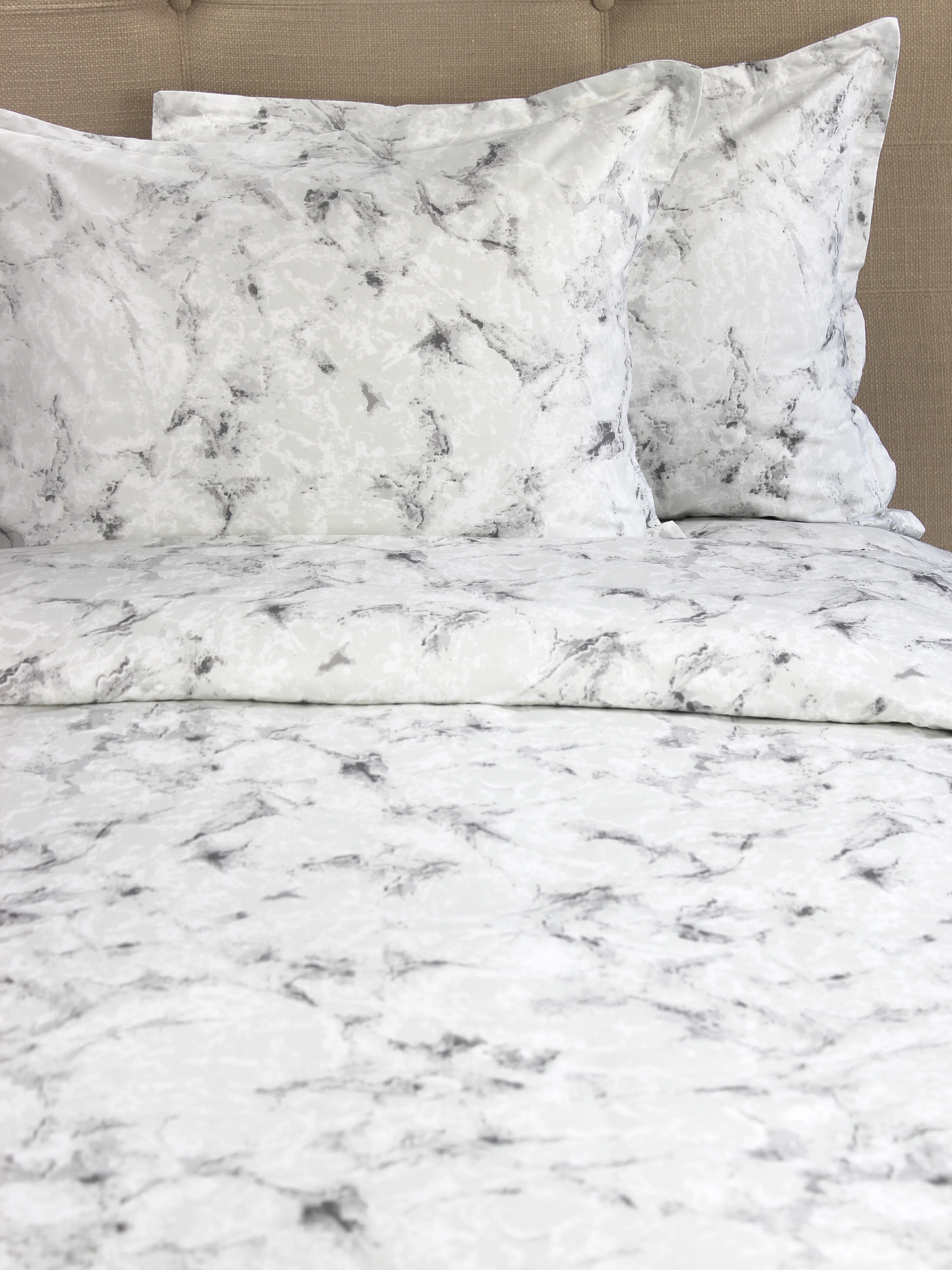 Marble Duvet Set - Image 4