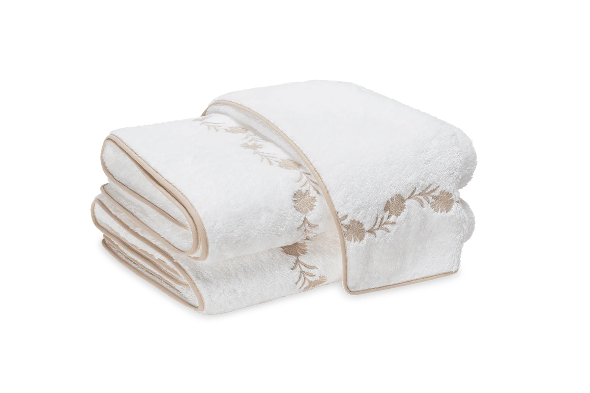 Matouk Daphne Towel - Image 2