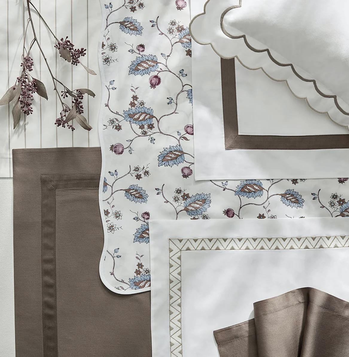 Matouk India Duvet - Image 3