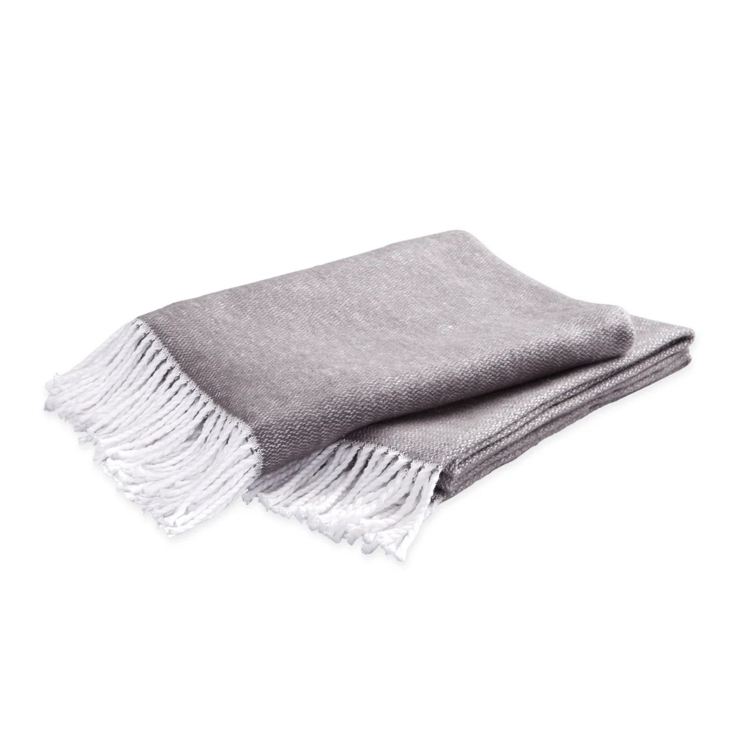Matouk Pezzo Throw - Image 5