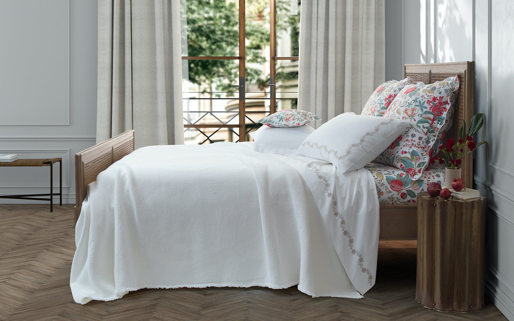 Matouk Selah Coverlet - Image 4