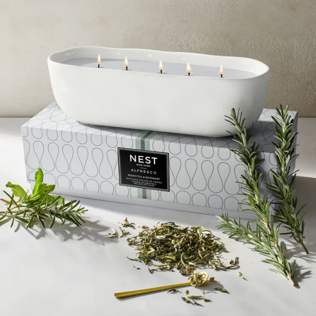 Nest White Tea & Rosemary Alfresco Multi-Wick Decorative Candle - Image 3