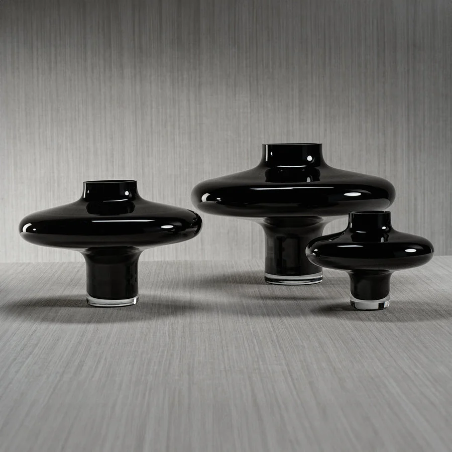 Onyx Opal Black Glass Vase - Image 2