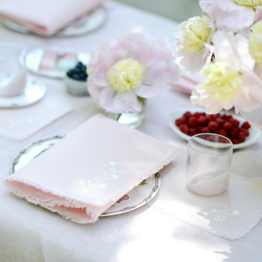 Pink Frayed Meadow Tablecloth - Image 4