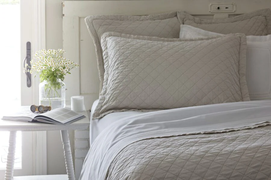 Salt River Flax Matelasse Crib Quilt