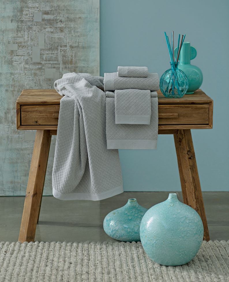 Saturnia Towels Set of 2 - Image 2
