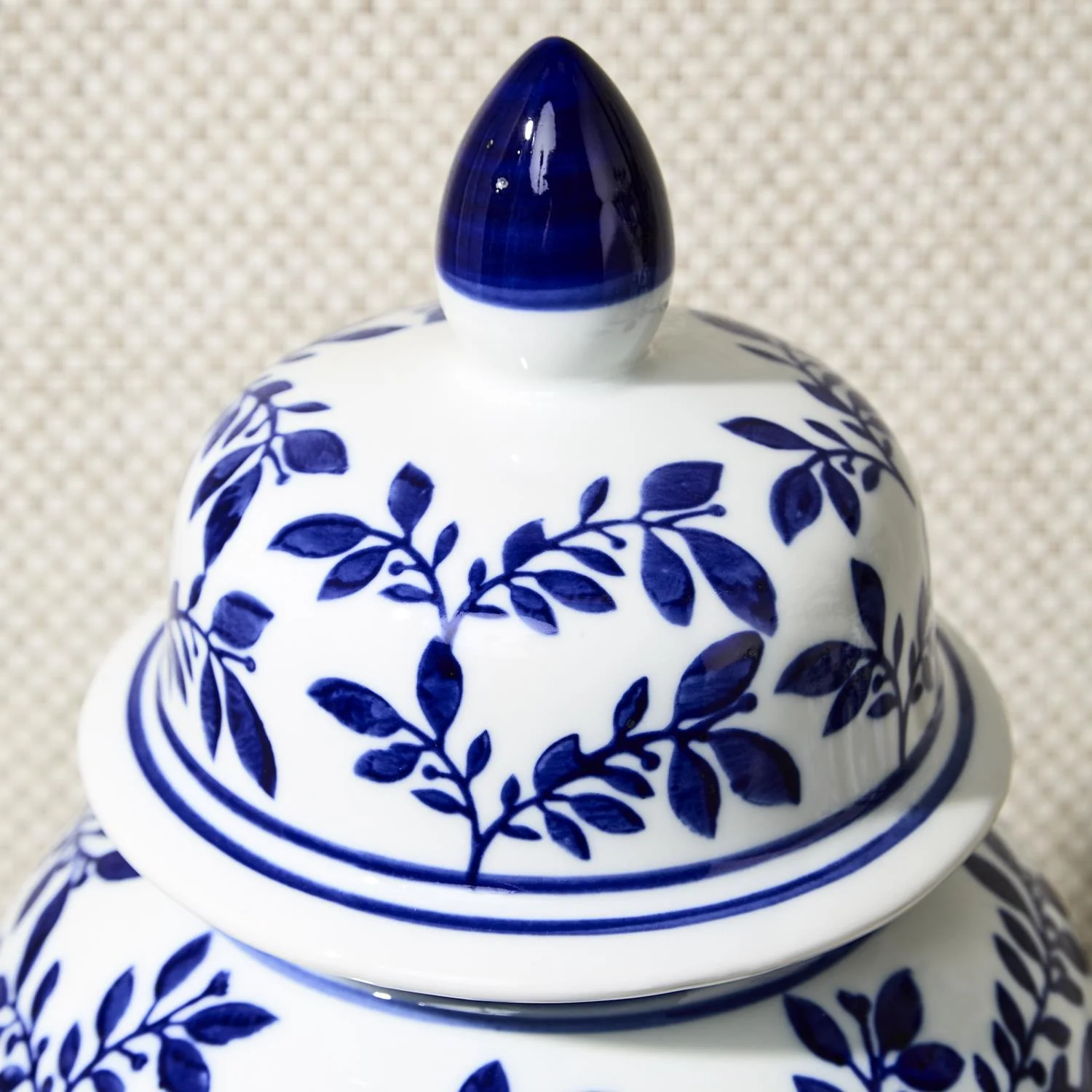 Set of 2 Blue and White Chinoiserie Jars - Image 4