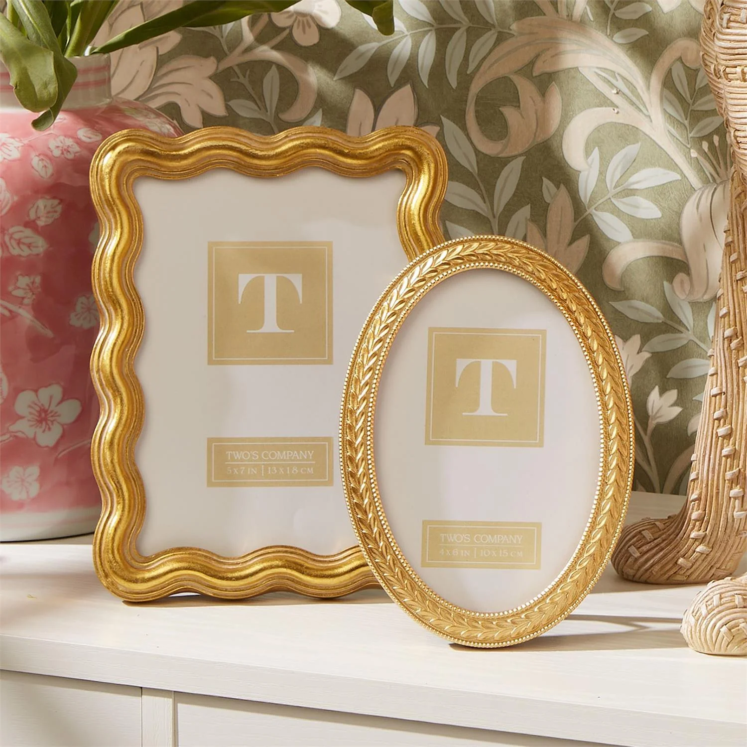 Set Of 2 Laurel Wreath Gold Oval Photo Frame - Image 3