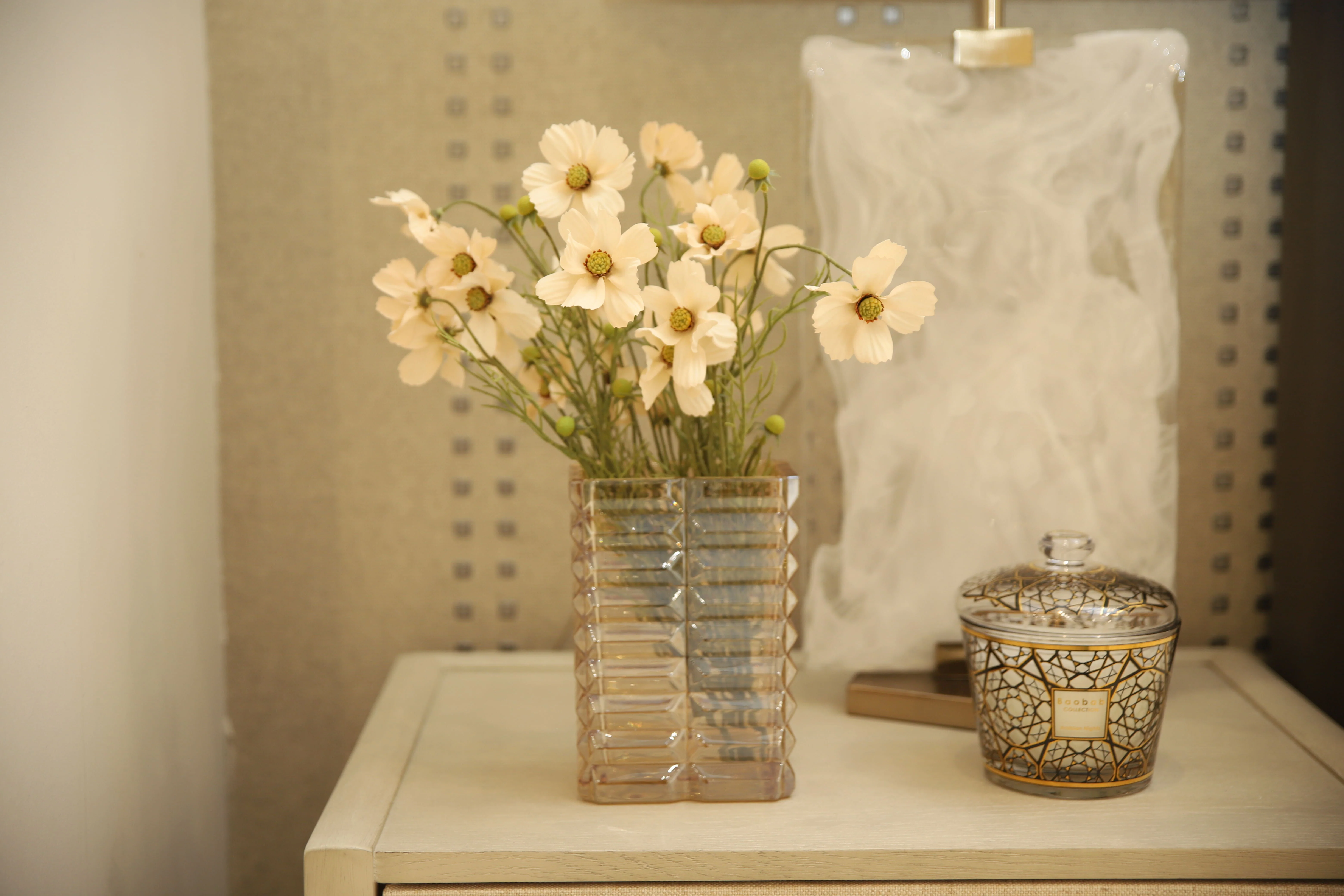 Textured Block Vase - Image 3