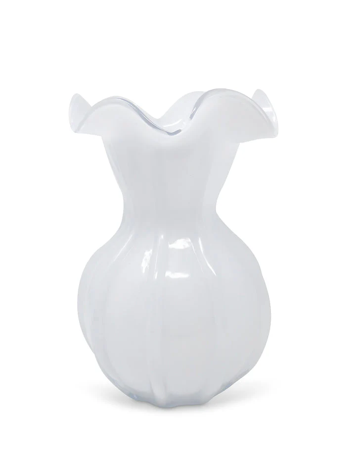 White Scallop Vase - Image 3
