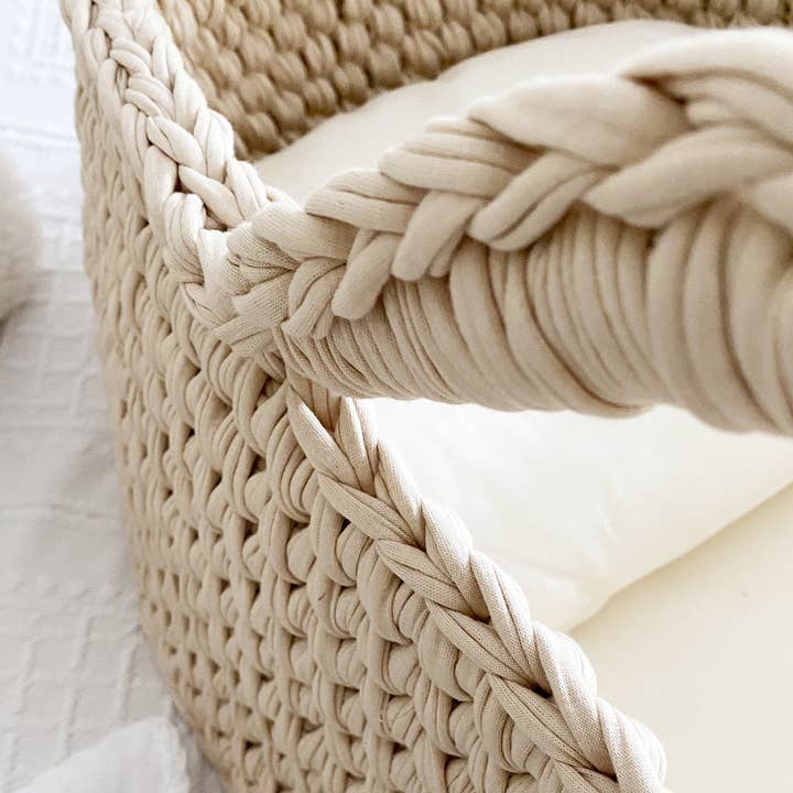 Woven Basket Bassinet - Image 4