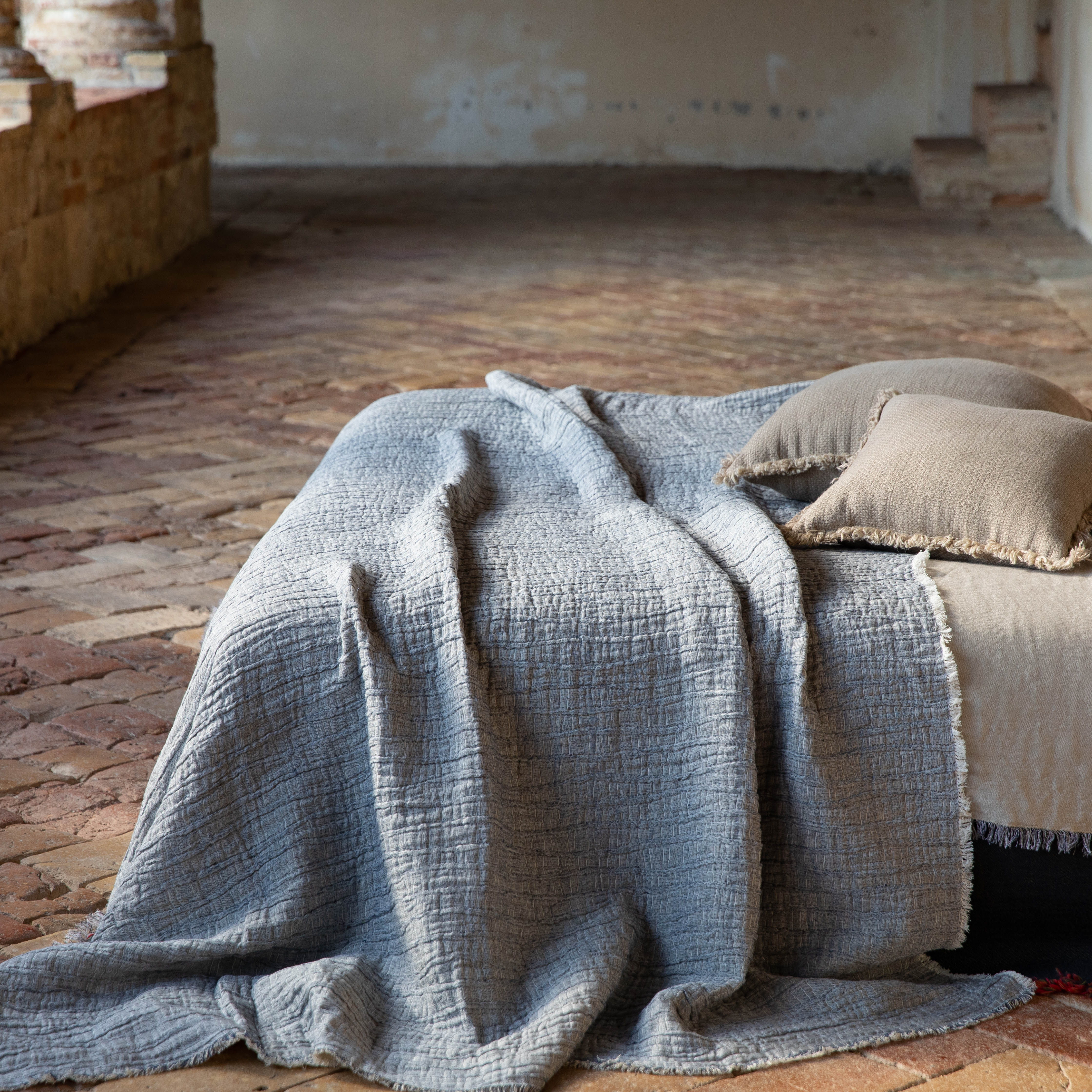 Zefiro Throw - Image 4